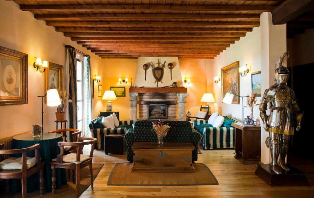Posada Real Del Pinar Pozal de Gallinas Extérieur photo